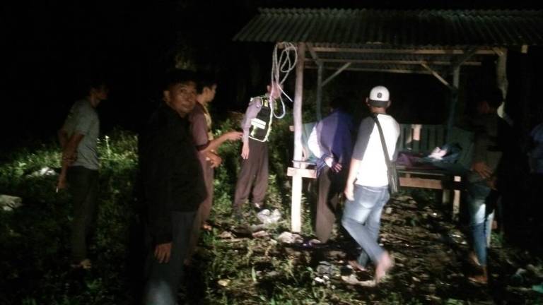 Ditemukan Tewas Gantung Diri, Pria Ini Tinggalkan Pesan
